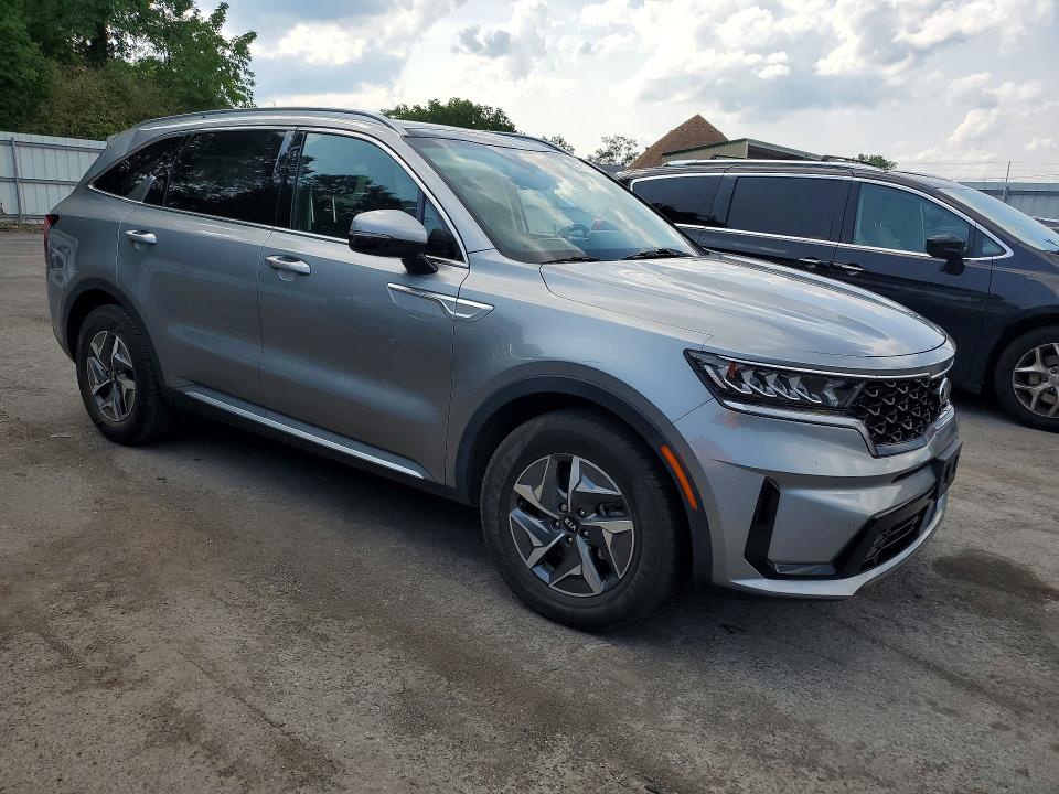 Photo 4 from auction – 2021 KIA SORENTO with VIN KNDRH4LG2M5045255