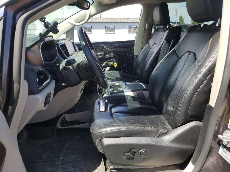 Photo 7 from auction – 2017 CHRYSLER PACIFICA with VIN 2C4RC1EGXHR628305