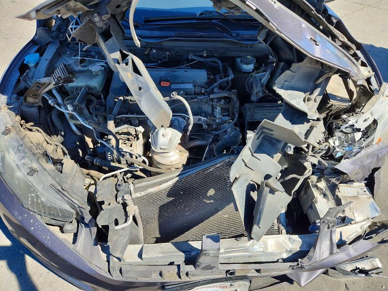 Photo 11 from auction – 2018 HONDA CIVIC with VIN 2HGFC2F52JH584576