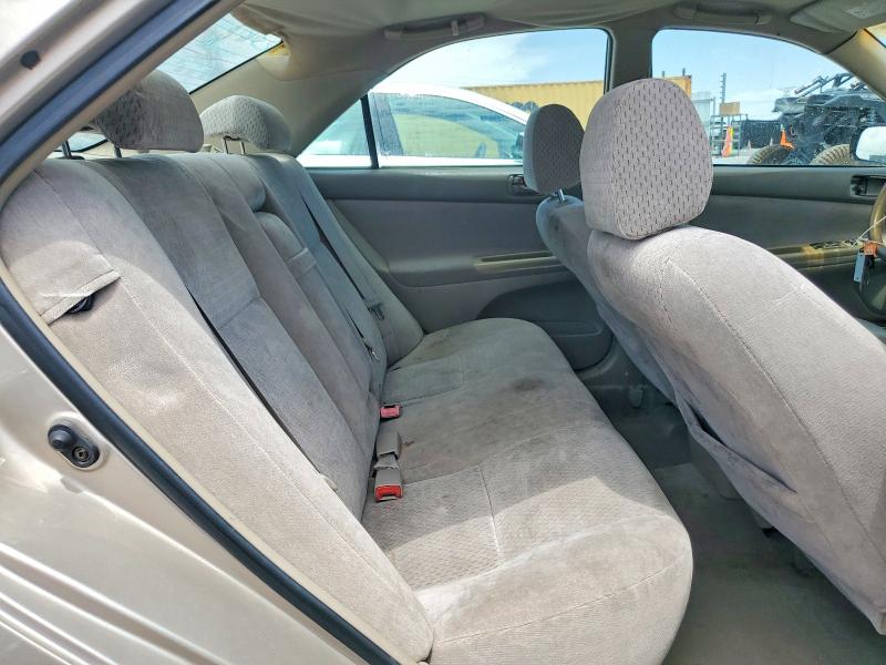 Photo 10 from auction – 2003 TOYOTA CAMRY with VIN 4T1BE32K03U734205