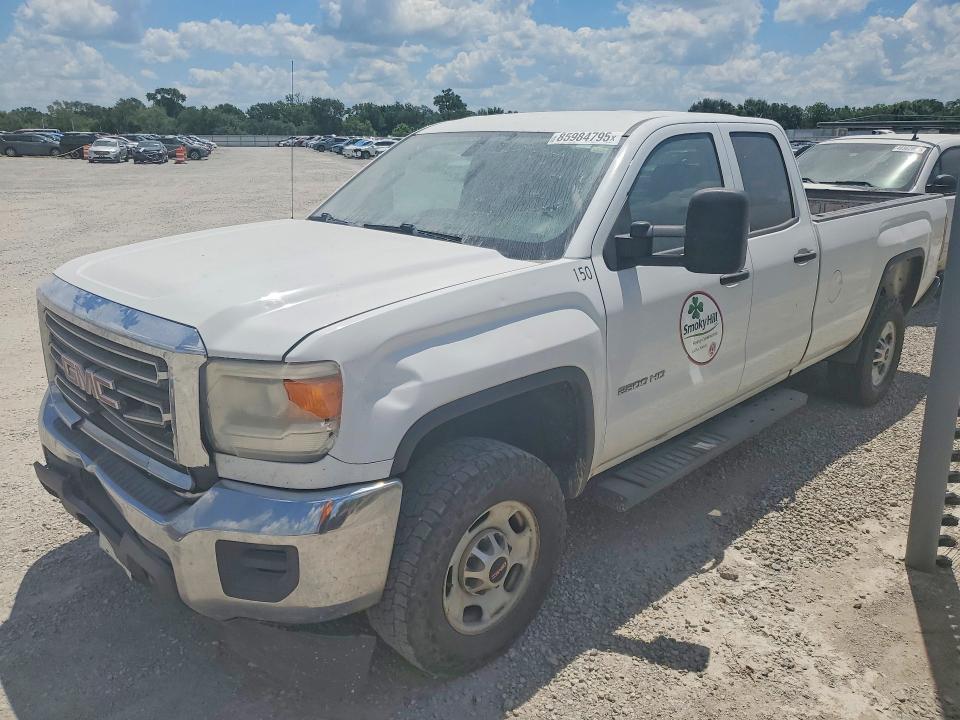 GMC SIERRA 2015 with VIN 1GT21XEG5FZ125648 - Photo from auction