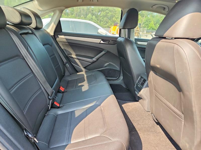 Photo 10 from auction – 2021 VOLKSWAGEN PASSAT with VIN 1VWSA7A39MC009191