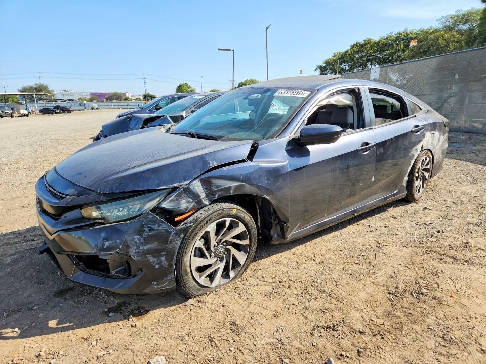 HONDA CIVIC 2016 with VIN 19XFC2F74GE028774 - Photo from auction