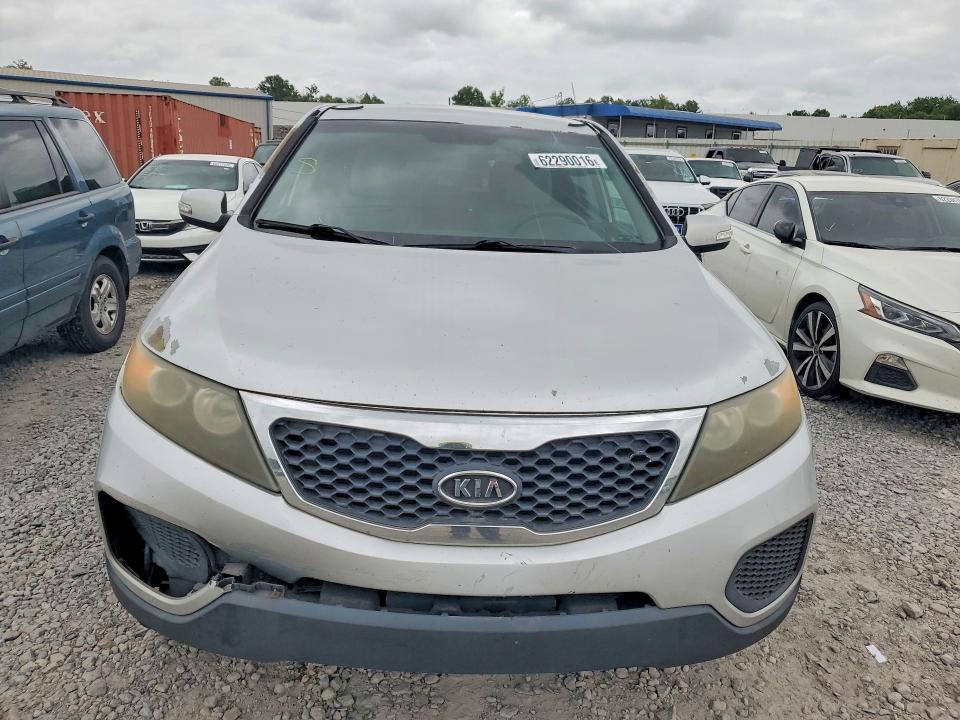 Zdjęcie 5 z aukcji – 2011 KIA SORENTO z VIN 5XYKTCA17BG015097