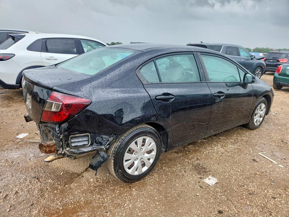 Photo 3 from auction – 2012 HONDA CIVIC with VIN 19XFB2F59CE069672