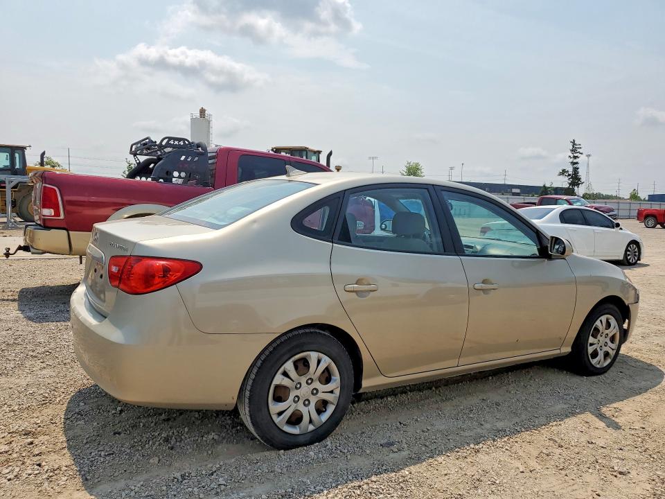 Photo 3 from auction – 2010 HYUNDAI ELANTRA with VIN KMHDU4AD8AU839544