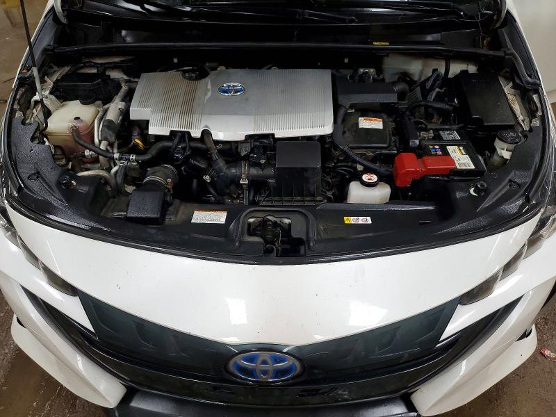 Photo 12 from auction – 2017 TOYOTA PRIUS PRIME with VIN JTDKARFP6H3024019