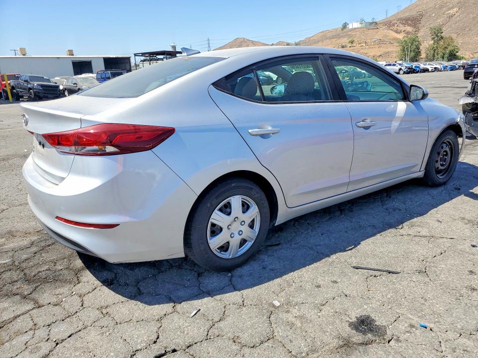 Photo 3 from auction – 2017 HYUNDAI ELANTRA with VIN 5NPD74LF3HH098024