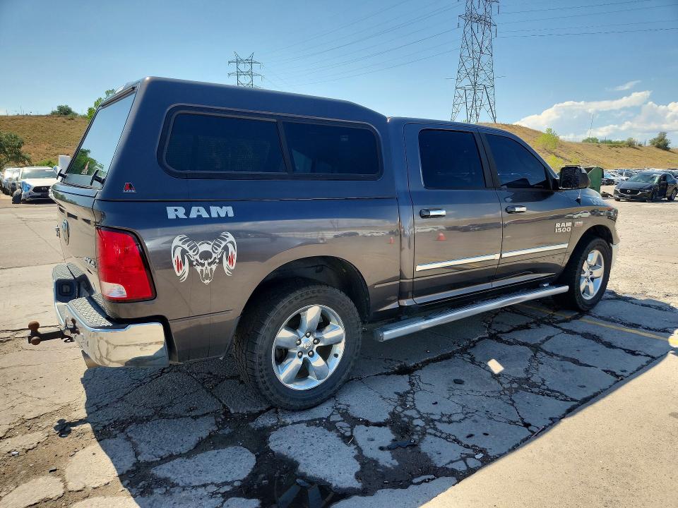 Photo 3 from auction – 2014 RAM 1500 with VIN 1C6RR7LT1ES438394