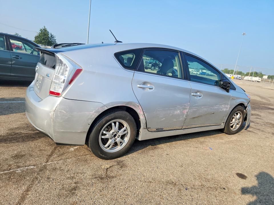 Photo 3 from auction – 2011 TOYOTA PRIUS with VIN JTDKN3DU0B0248826