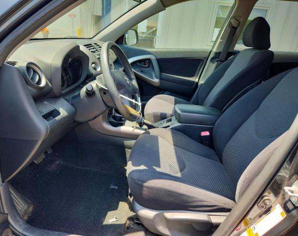 Photo 7 from auction – 2007 TOYOTA RAV4 with VIN JTMZK32V076007467