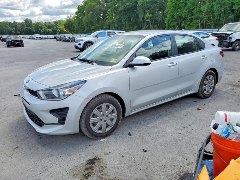 KIA RIO 2021 with VIN 3KPA24ADXME378136 - Photo from auction