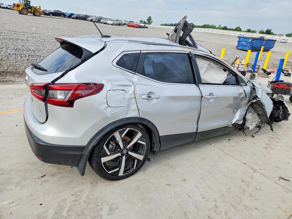 Снимка 3 от търг – 2021 NISSAN ROGUE SPORT с VIN JN1BJ1CVXMW323139