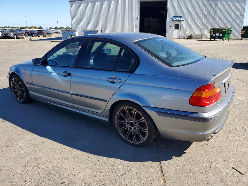 Photo 2 from auction – 2004 BMW 330 with VIN WBAEV53414KM33935