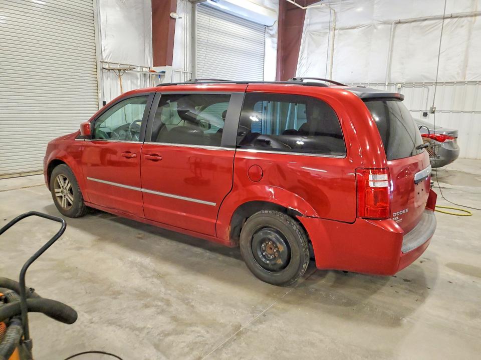 Photo 2 from auction – 2010 DODGE GRAND CARAVAN with VIN 2D4RN5DX3AR128059