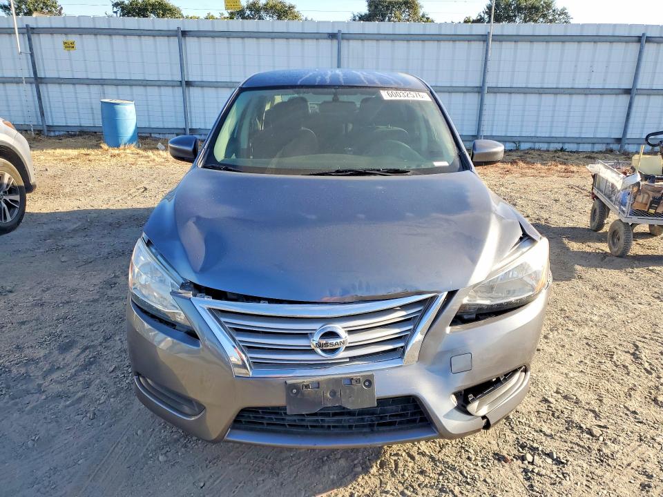 Photo 5 from auction – 2015 NISSAN SENTRA with VIN 3N1AB7AP4FY280302