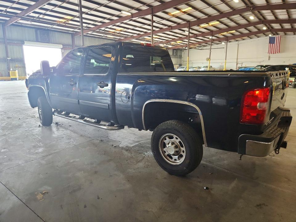 Foto 2 de la subasta – 2007 CHEVROLET SILVERADO con VIN 1GCHC23627F529088