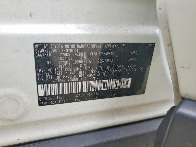 Photo 14 from auction – 2022 TOYOTA RAV4 with VIN 4T3D6RFV5NU065405