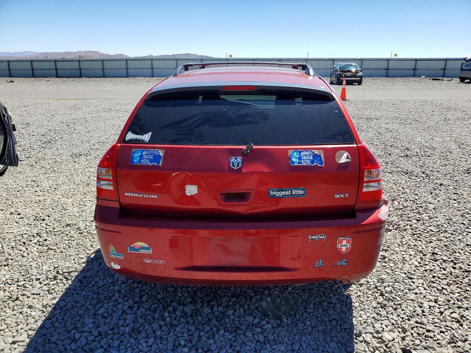Photo 6 from auction – 2005 DODGE MAGNUM with VIN 2D4FV48V85H536879