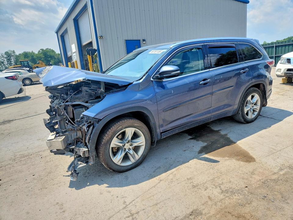TOYOTA HIGHLANDER 2015 с VIN 5TDDKRFH3FS109278 - Фото с аукциона