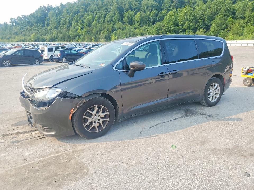CHRYSLER PACIFICA 2017 with VIN 2C4RC1CG0HR522660 - Photo from auction