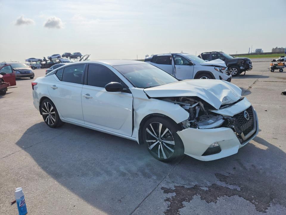 Photo 4 from auction – 2021 NISSAN ALTIMA with VIN 1N4BL4CV5MN392180