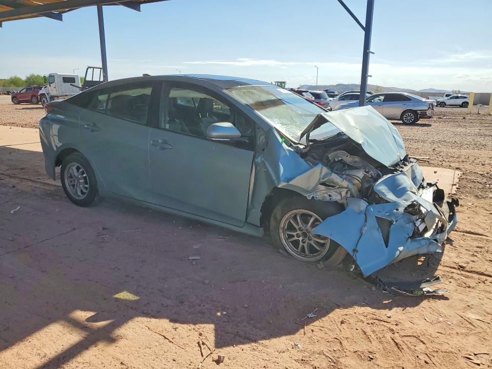 Photo 4 from auction – 2018 TOYOTA PRIUS with VIN JTDKARFU4J3063669