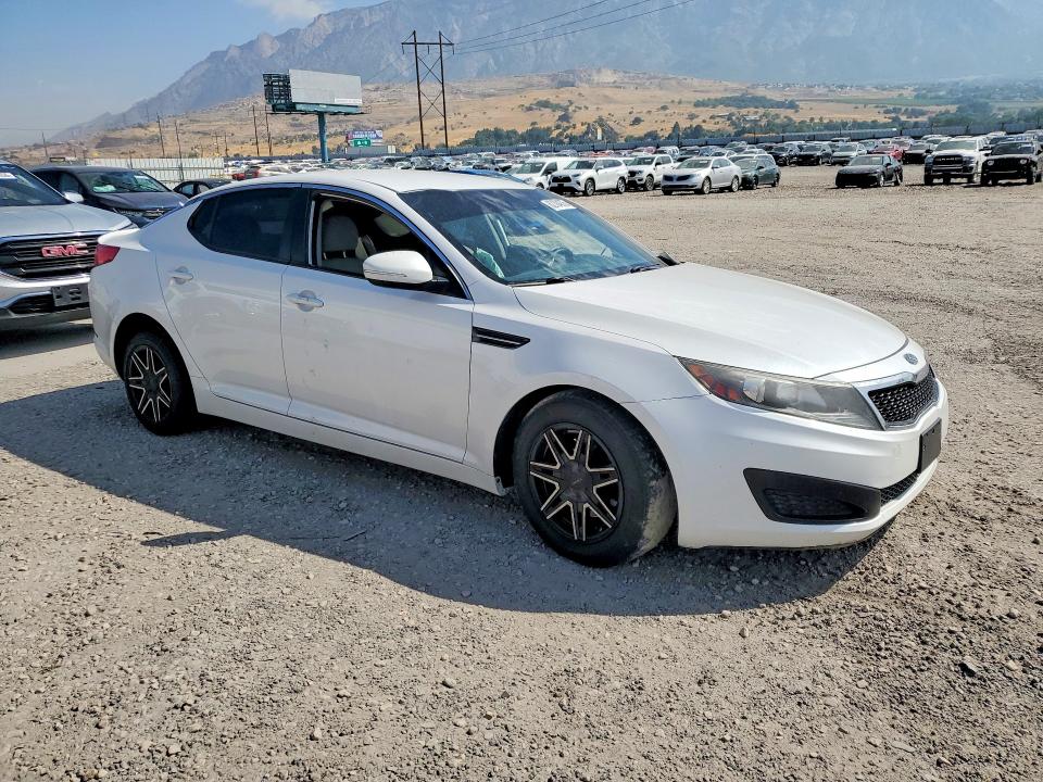 Photo 4 from auction – 2011 KIA OPTIMA with VIN KNAGM4A70B5109700