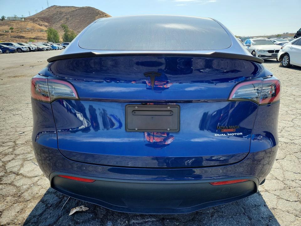 Photo 6 from auction – 2025 TESLA MODEL Y with VIN 7SAYGAEE6SF219254
