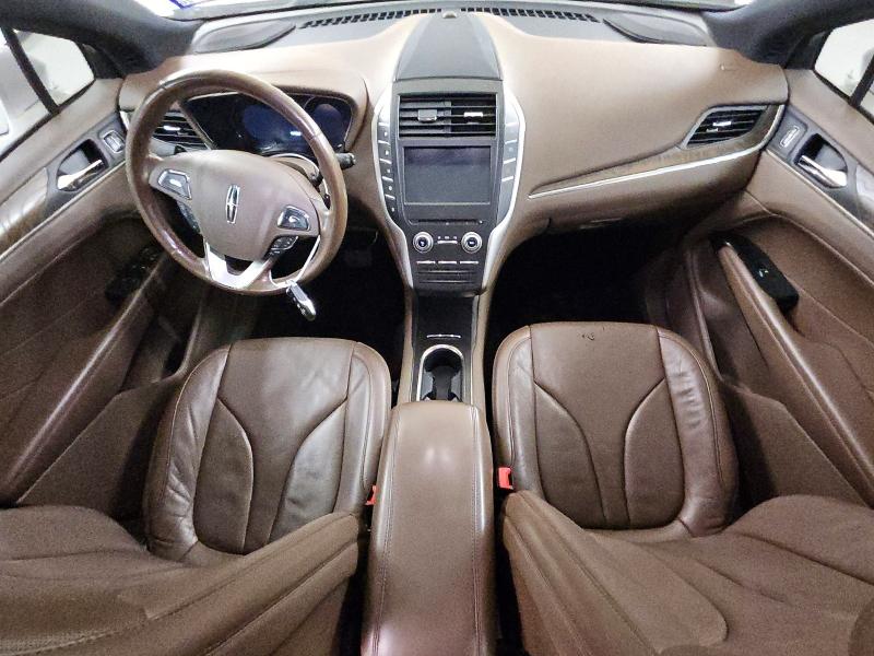 Photo 8 from auction – 2017 LINCOLN MKC with VIN 5LMCJ3C9XHUL08490