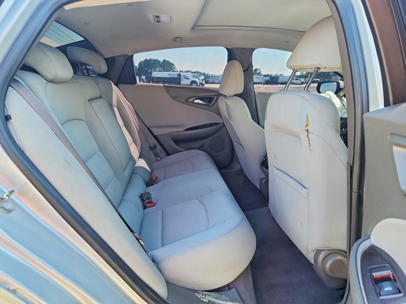 Photo 10 from auction – 2018 CHEVROLET MALIBU with VIN 1G1ZD5ST8JF124637