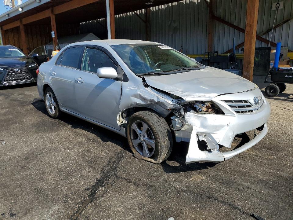Фото 4 с аукциона – 2013 TOYOTA COROLLA с VIN 5YFBU4EE6DP219128