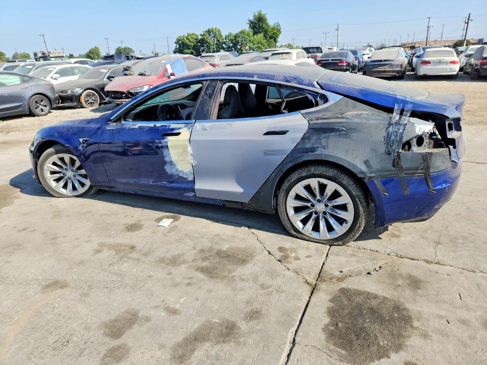 Photo 2 from auction – 2020 TESLA MODEL S with VIN 5YJSA1E2XLF354135