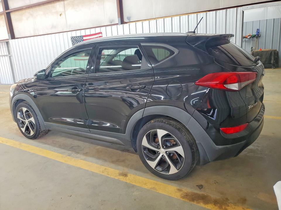 Photo 2 from auction – 2016 HYUNDAI TUCSON with VIN KM8J3CA24GU069334