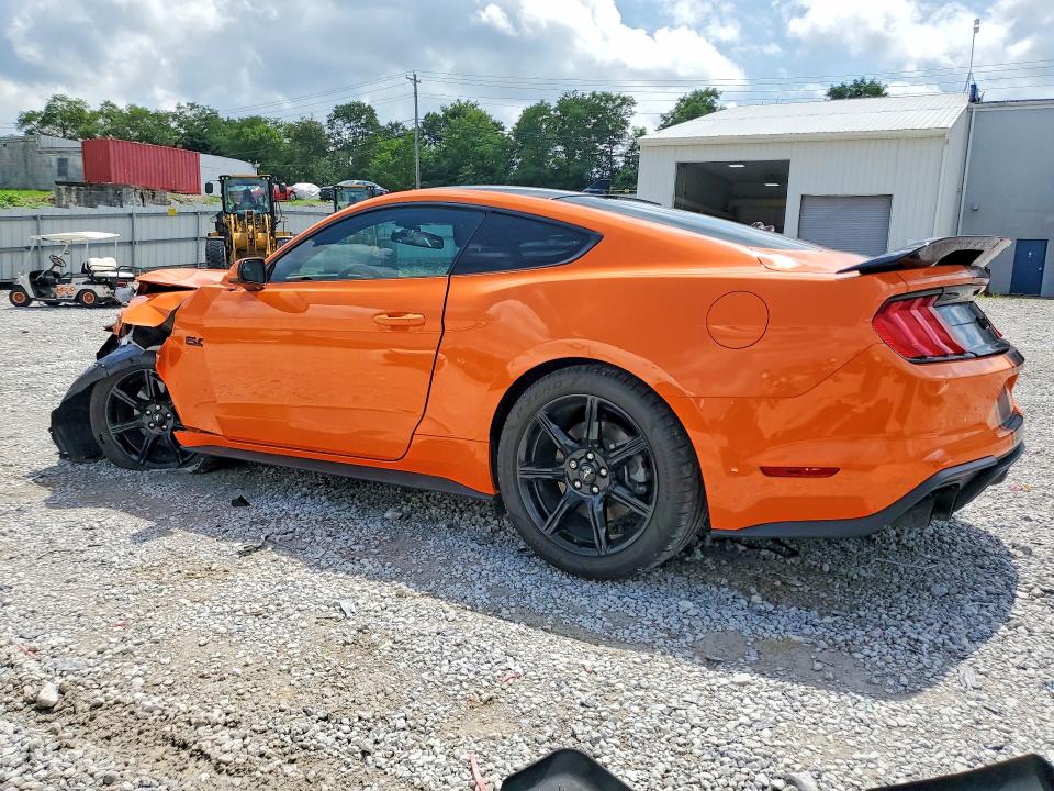 Photo 2 from auction – 2020 FORD MUSTANG with VIN 1FA6P8CF5L5175653