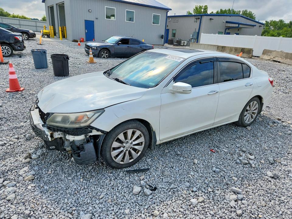 Photo 1 from auction – 2015 HONDA ACCORD with VIN 1HGCR2F88FA057921