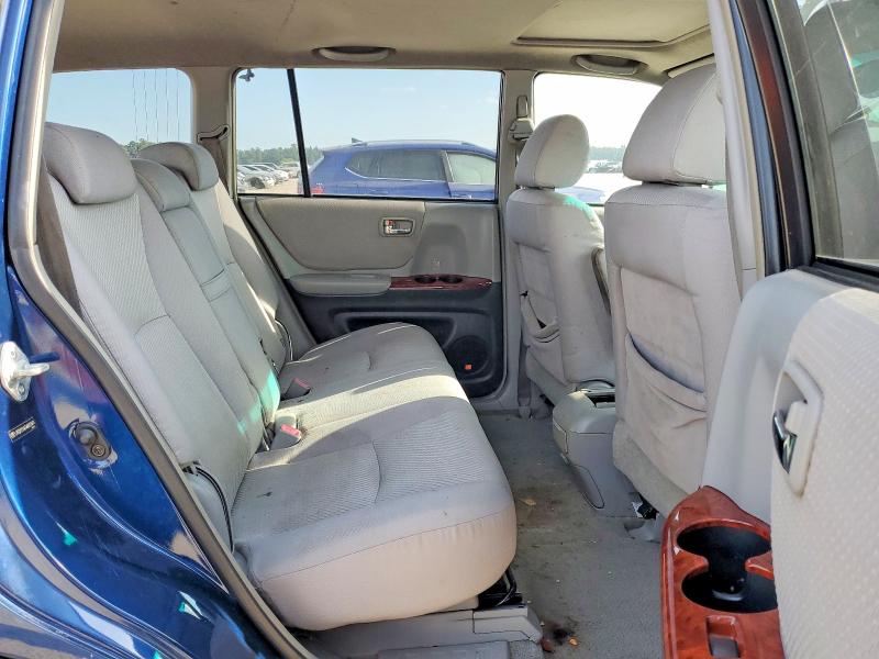 Photo 11 from auction – 2004 TOYOTA HIGHLANDER with VIN JTEDP21A340032491