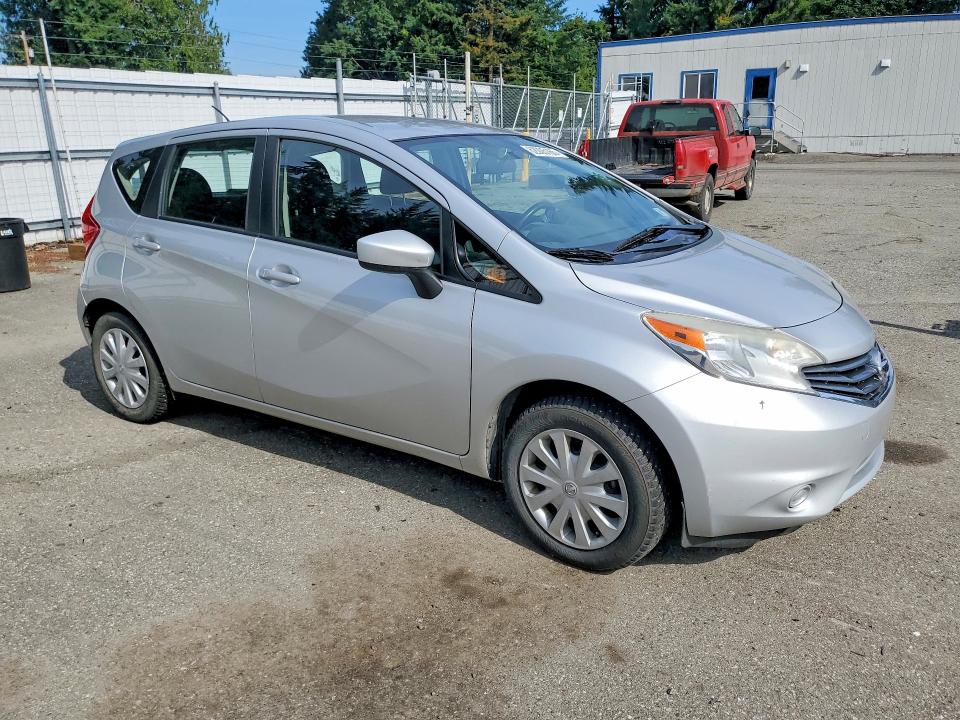 Photo 4 from auction – 2015 NISSAN VERSA NOTE with VIN 3N1CE2CP8FL385891