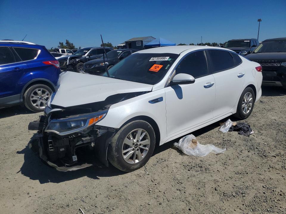 KIA OPTIMA 2017 with VIN 5XXGT4L30HG166323 - Photo from auction