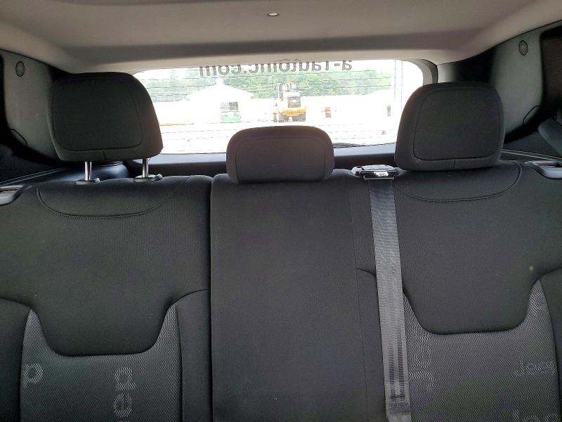 Photo 10 from auction – 2016 JEEP RENEGADE with VIN ZACCJBBT0GPE38969