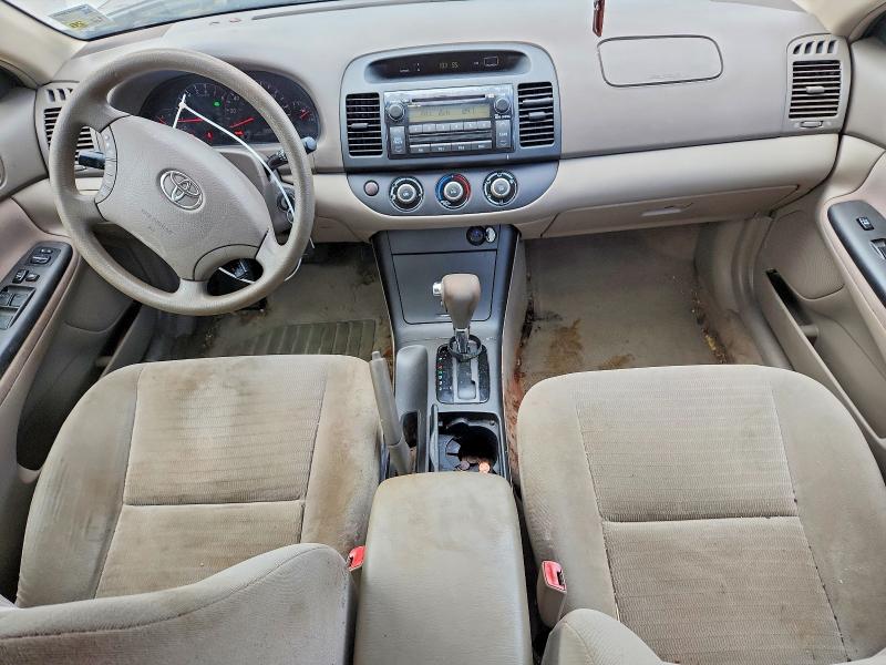 Photo 8 from auction – 2005 TOYOTA CAMRY with VIN 4T1BE32K65U019402