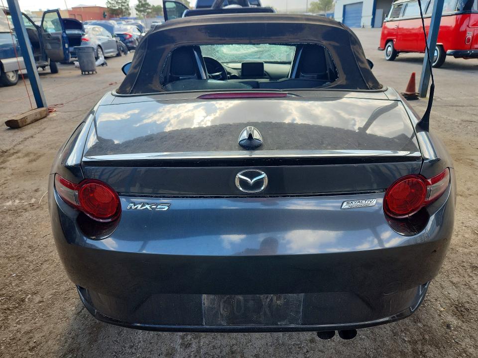 Photo 6 from auction – 2016 MAZDA MX-5 MIATA with VIN JM1NDAC74G0104333