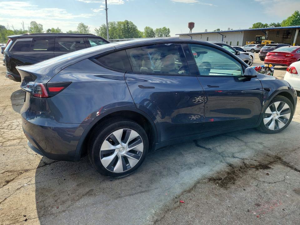 Zdjęcie 3 z aukcji – 2023 TESLA MODEL Y z VIN 7SAYGDEDXPF931119