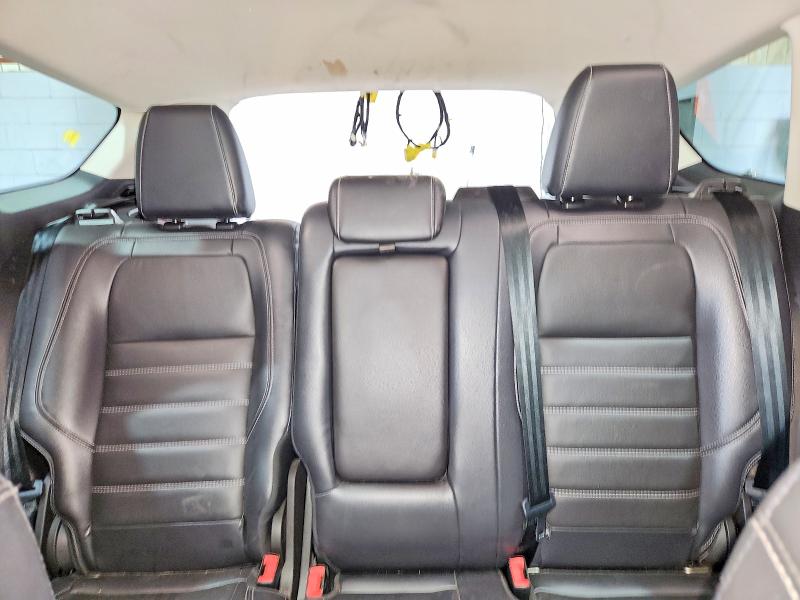 Photo 10 from auction – 2018 FORD ESCAPE with VIN 1FMCU9HD2JUD12467
