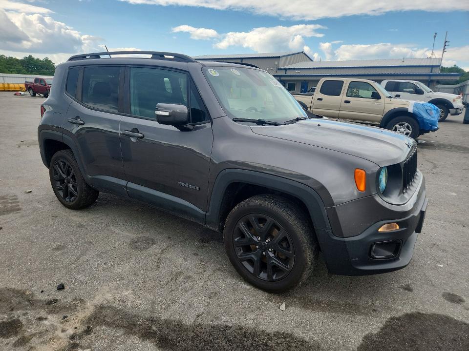 Photo 4 from auction – 2017 JEEP RENEGADE with VIN ZACCJBBHXHPE66937