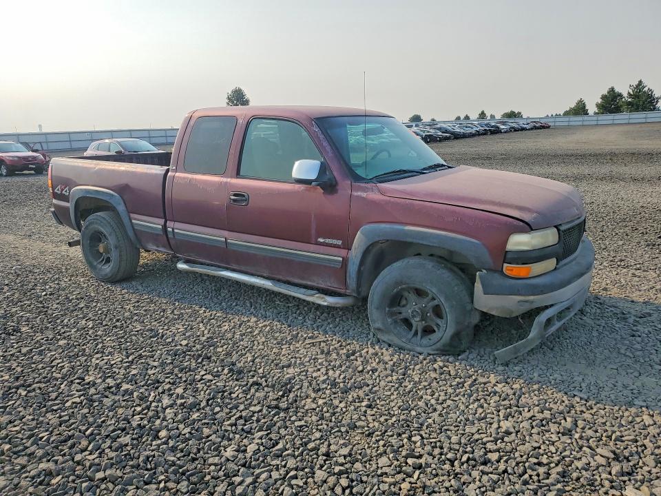 Photo 4 from auction – 2000 CHEVROLET SILVERADO with VIN 2GCEK19T8Y1176569