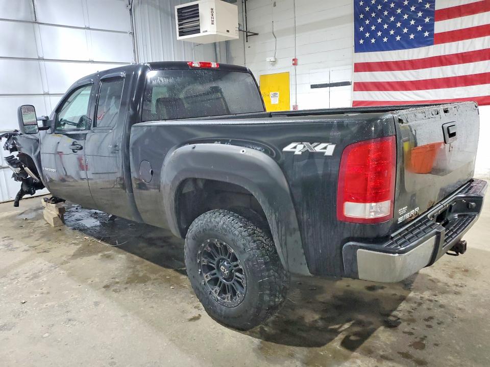Photo 2 from auction – 2007 GMC NEW SIERRA with VIN 2GTEK19C271656184