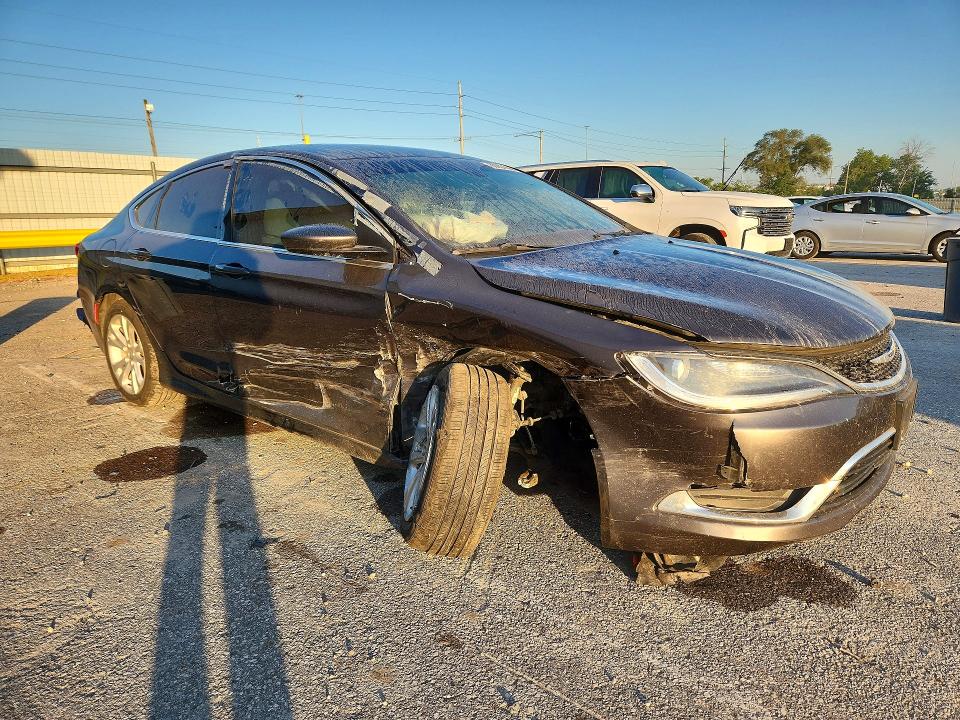 Photo 4 from auction – 2016 CHRYSLER 200 with VIN 1C3CCCAB2GN102925