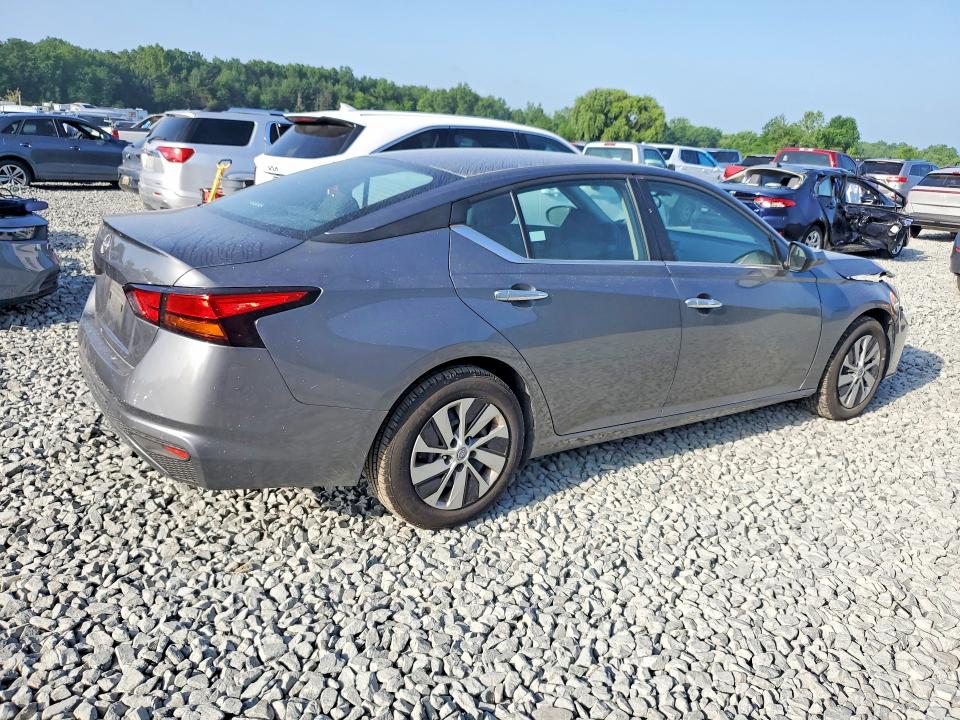Photo 3 from auction – 2024 NISSAN ALTIMA with VIN 1N4BL4BV8RN372997