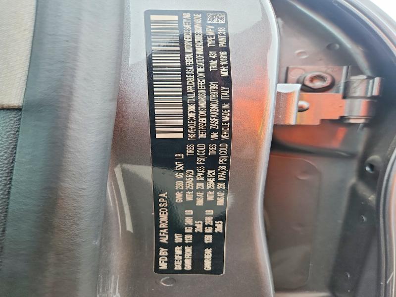 صورة رقم 14 من المزاد - 2018 ALFA ROMEO STELVIO مع VIN ZASFAKBN0J7B97991